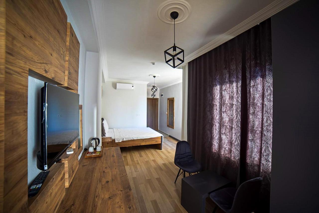 Imroz Adali'S Hotel 外观 照片